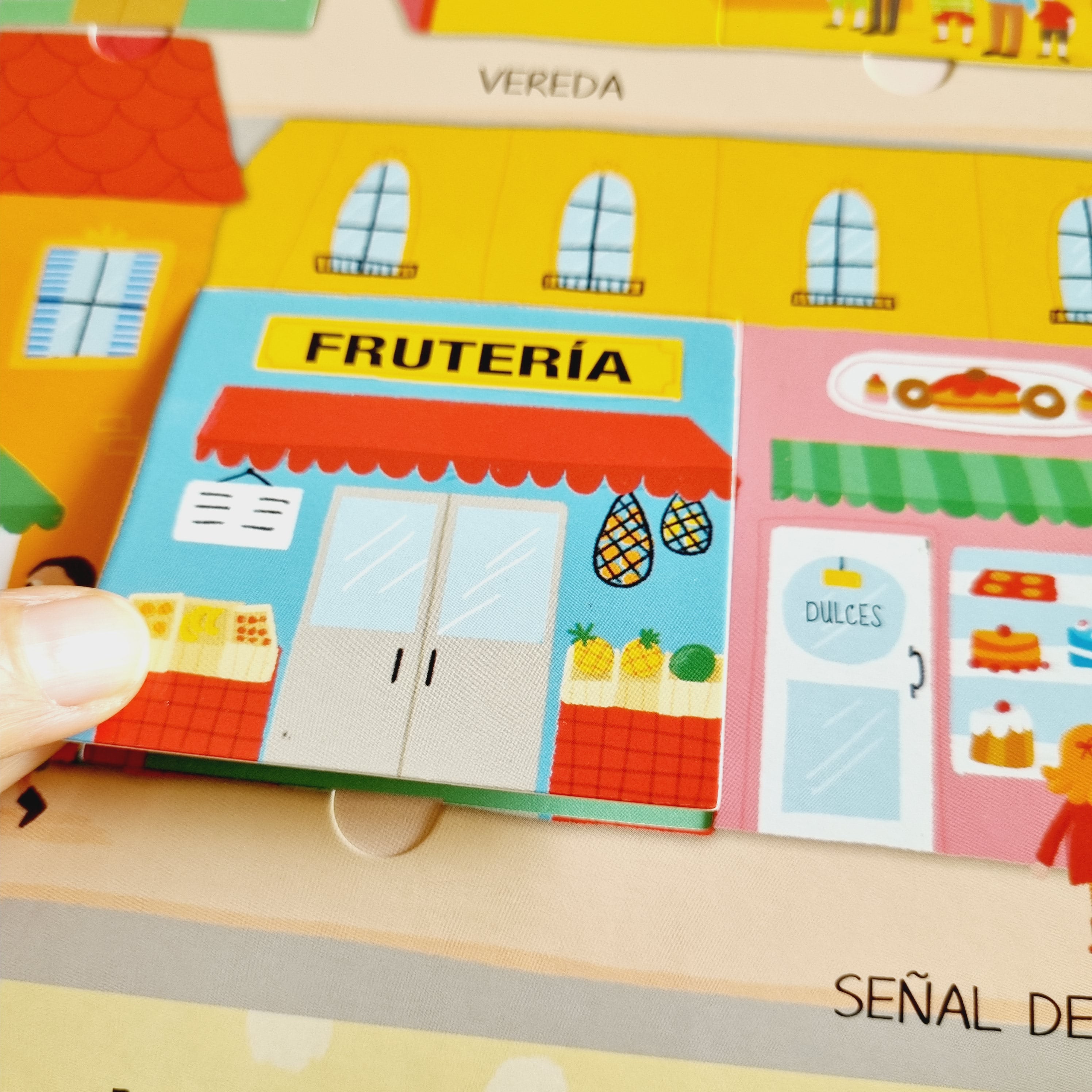 1000 ventanas para descubrir la ciudad 1000 ventanas para descubrir la ciudad